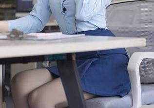 秀人网 – 咕噜咕噜，林子欣Freya的网袜图包让人转圈圈