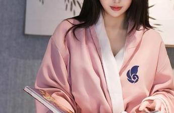 秀人网 – 看这棉花糖Candy黑丝原图，壁纸效果好得有种错位的真实，搞得我有点迷糊。
