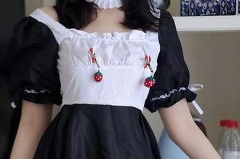 秀人网 – 当我打开高溜MilkCat的‘女孩’图包，一阵无圣光的暗涌扑面而来。