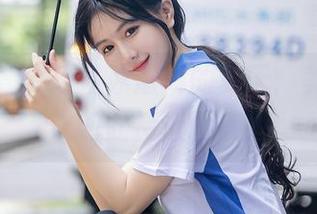 秀人网 – 麦琪绫冰激淋的夏天：美图，从未如此接近西瓜！
