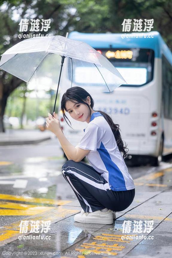 秀人网 - 麦琪绫冰激淋的夏天：美图，从未如此接近西瓜！