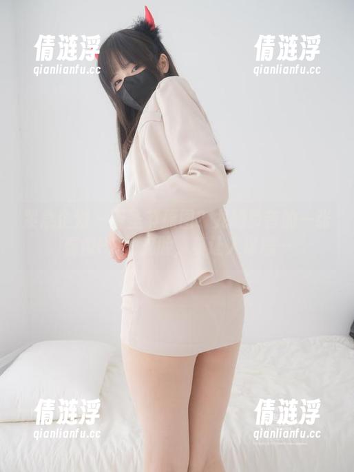 紧急企划-龙崎聆音 紧急企划 - 万圣节原图?龙崎聆音的一张看似PS的鬼脸,真让人深思…