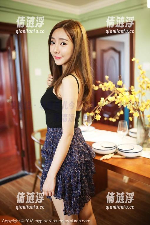 美媛馆 - 杨晓青儿今夏最新图片，能不能再清凉一点？