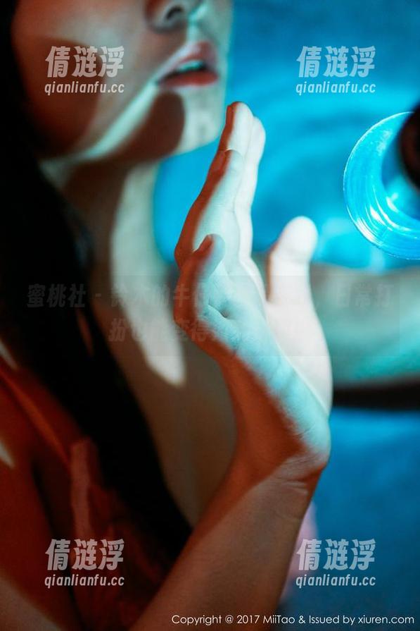 蜜桃社-铃木 蜜桃社 - 铃木的牛仔裤作品在线,日常打扮也能变得如此有趣!