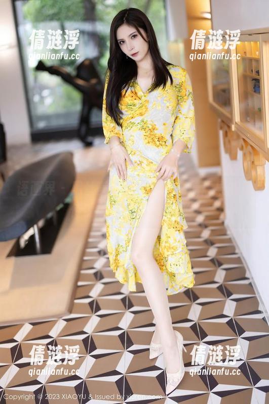 语画界 - 黑丝美腿的照片，杨晨晨果然是传说中的“腿择余生”