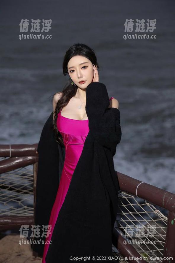 语画界-绯月樱cherry 语画界 - 在户外捕捉绯月樱cherry:高清写真,感觉身边的空气都变得轻盈。