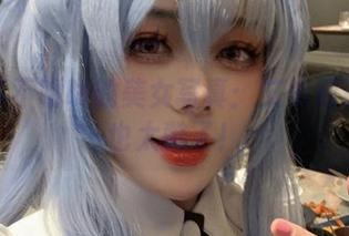 阿九从不咕咕的美女写真：艾米莉亚原图也太酷了！