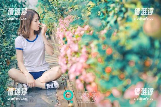 青豆客 - 任性的短裤：Kiren_程程程带你在高清美图里随便浪，信仰来自美腿！