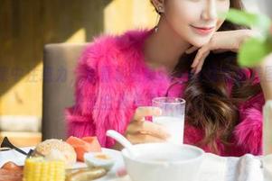 魅妍社 – 集中注意力，观看杨晨晨sugar兔女郎美图合集，脑子里全是兔耳朵了…